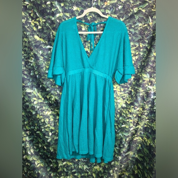 VENUS Teal Green V-Neck Waffle print Dress NWOT S Coverup - Picture 15 of 16